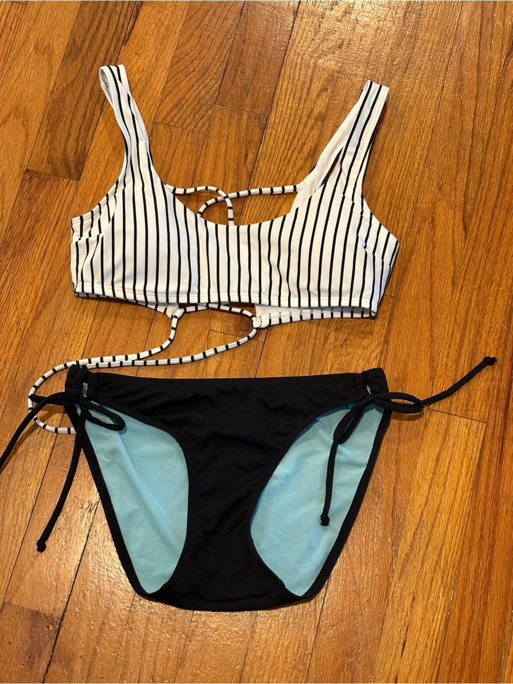 Women’s Two Piece Swim Suit Small